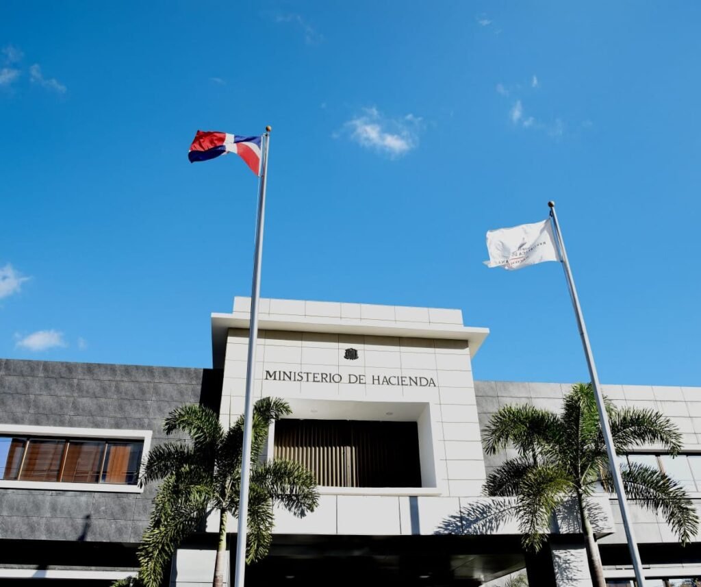 Hacienda aclara que la Ley 30-26 no grava suscripciones personales y limita la retención a pagos empresariales al exterior