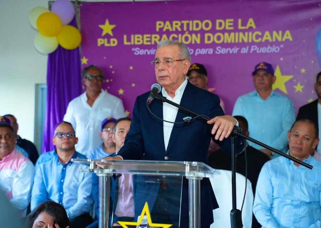 Medina cuestiona a Abinader por la deuda y pone el foco en el manejo fiscal