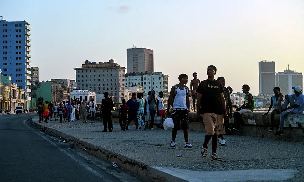 La caída eléctrica en Cuba vuelve a poner el foco en el costo social de la crisis y en la presión de EE.UU.