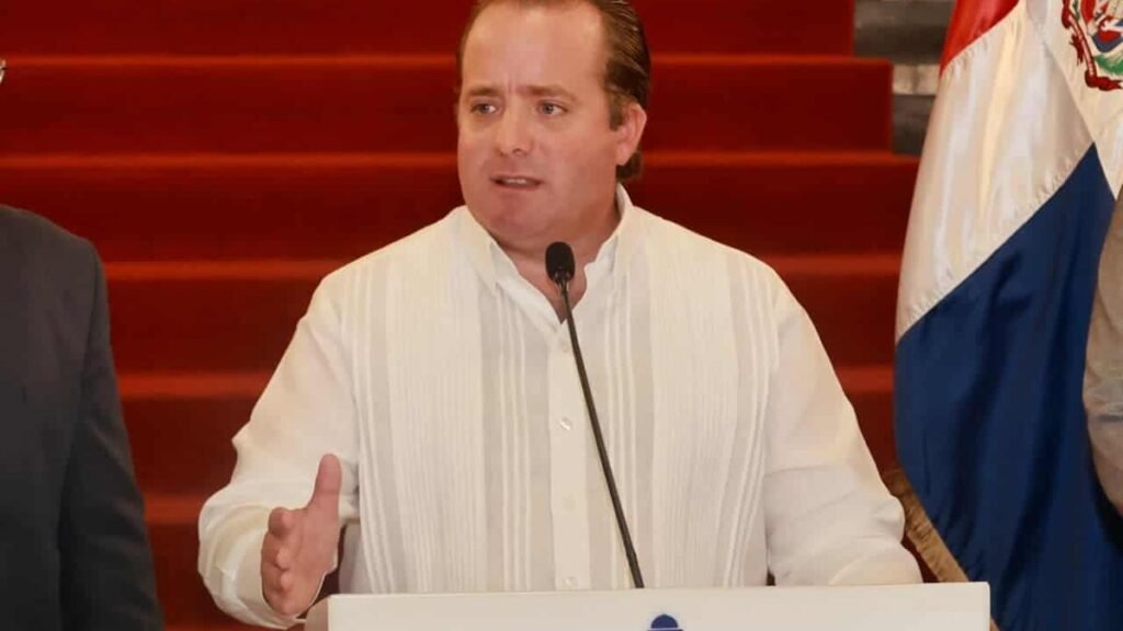 Presupuesto de 2027 arranca con promesa de más gasto social y obras, mientras crece la lupa sobre el PRM