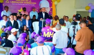 Medina dice en Cutupú que el PLD va hacia un triunfo “indetenible” y carga contra el gasto del Gobierno