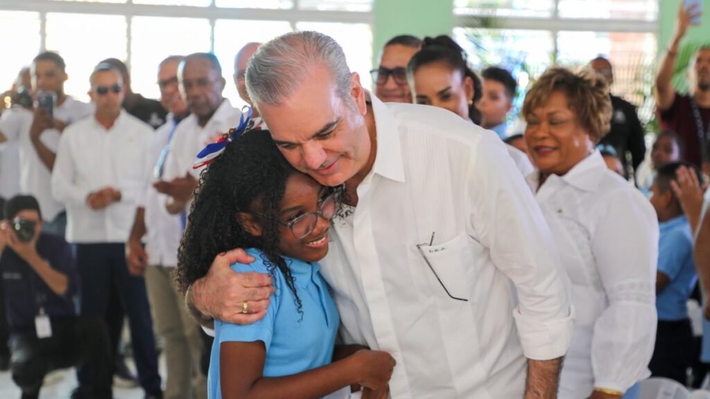 Abinader abre una jornada de obras en Santo Domingo y el Gobierno insiste en medir su gestión por entregas