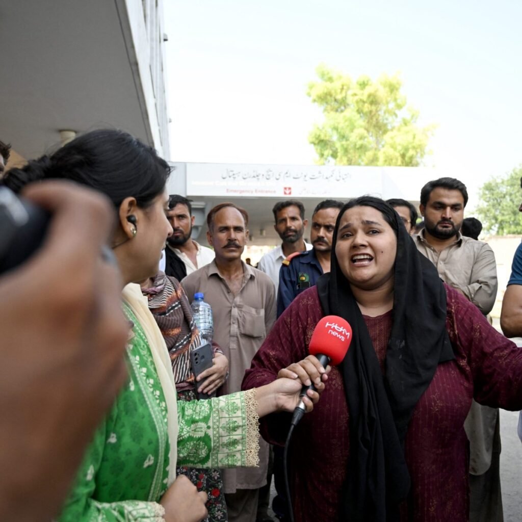 Incendio en maternidad de Islamabad deja 14 bebés muertos entre denuncias; por fallas y tardanza en la respuesta