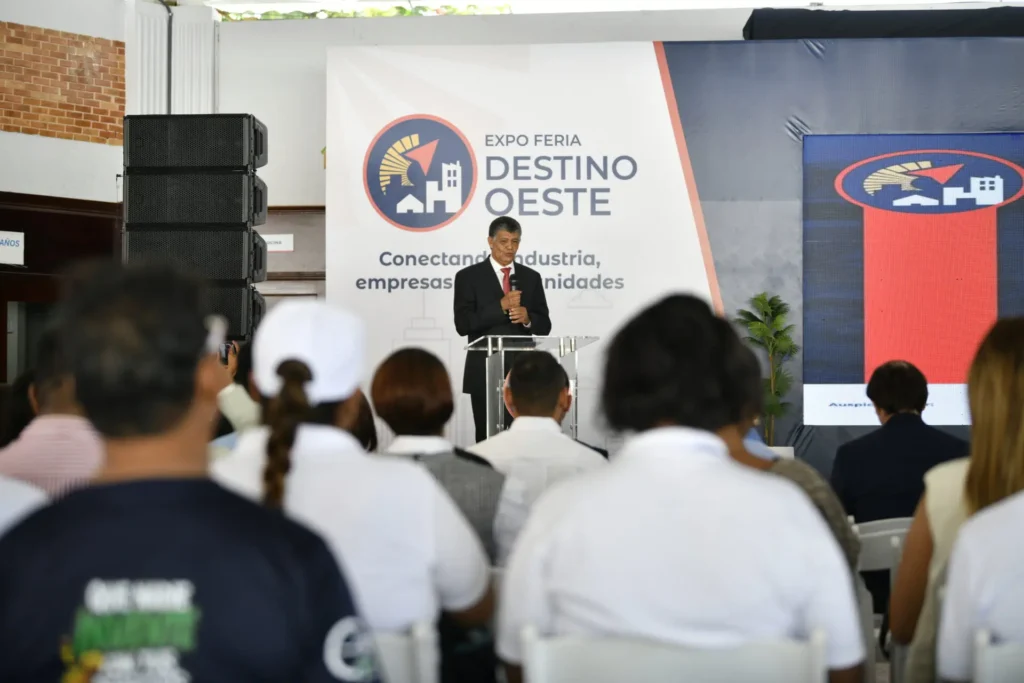 Santo Domingo Oeste exhibe 88,000 empleos y más de 5,100 empresas, pero la propia feria admite que falta articular ese potencial