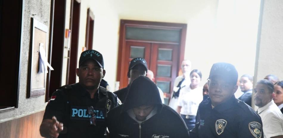 Jueza aplaza para el miércoles la coerción contra Lenin Jhericop Núñez de León en el caso por la muerte de Emmanuel Contreras Medina