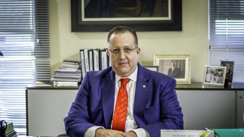 Magín Díaz defiende la gestión del petróleo, pero advierte sobre el costo fiscal de los subsidios