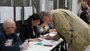 La UE celebra la victoria de la Lista de Estudiantes en Serbia y reclama reformas pendientes