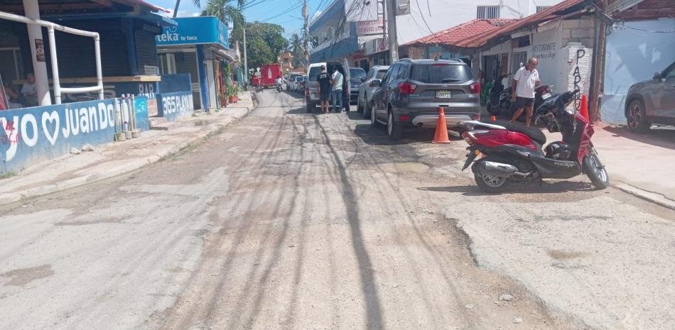 Seis años de reclamos sin respuesta agravan el deterioro de Guayacanes