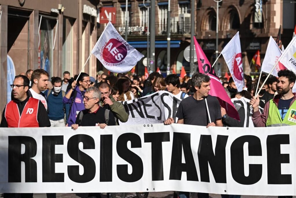 Más de 500.000 personas protestan en Francia por el coste de vida y el deterioro de los servicios públicos