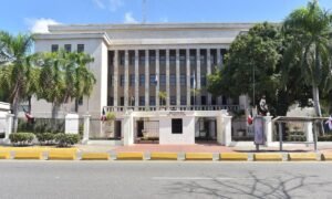 Educación retoma las clases este jueves y condiciona el regreso a una revisión de seguridad en los centros